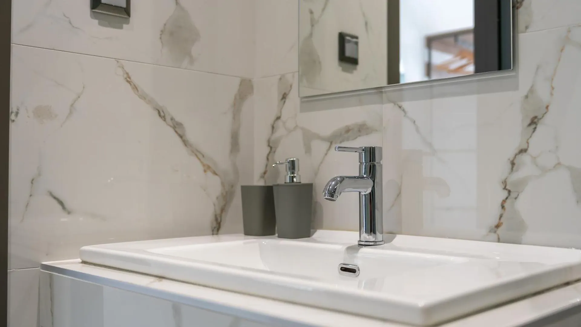 Apartment Marmo Premium Studios Neos Marmaras