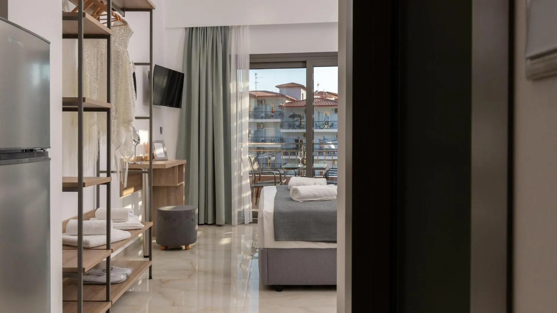 Apartment Marmo Premium Studios Neos Marmaras Greece