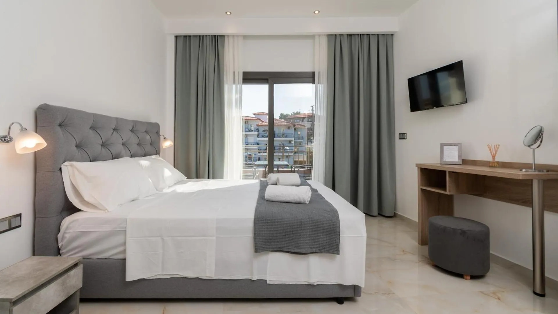 Marmo Premium Studios Neos Marmaras Greece