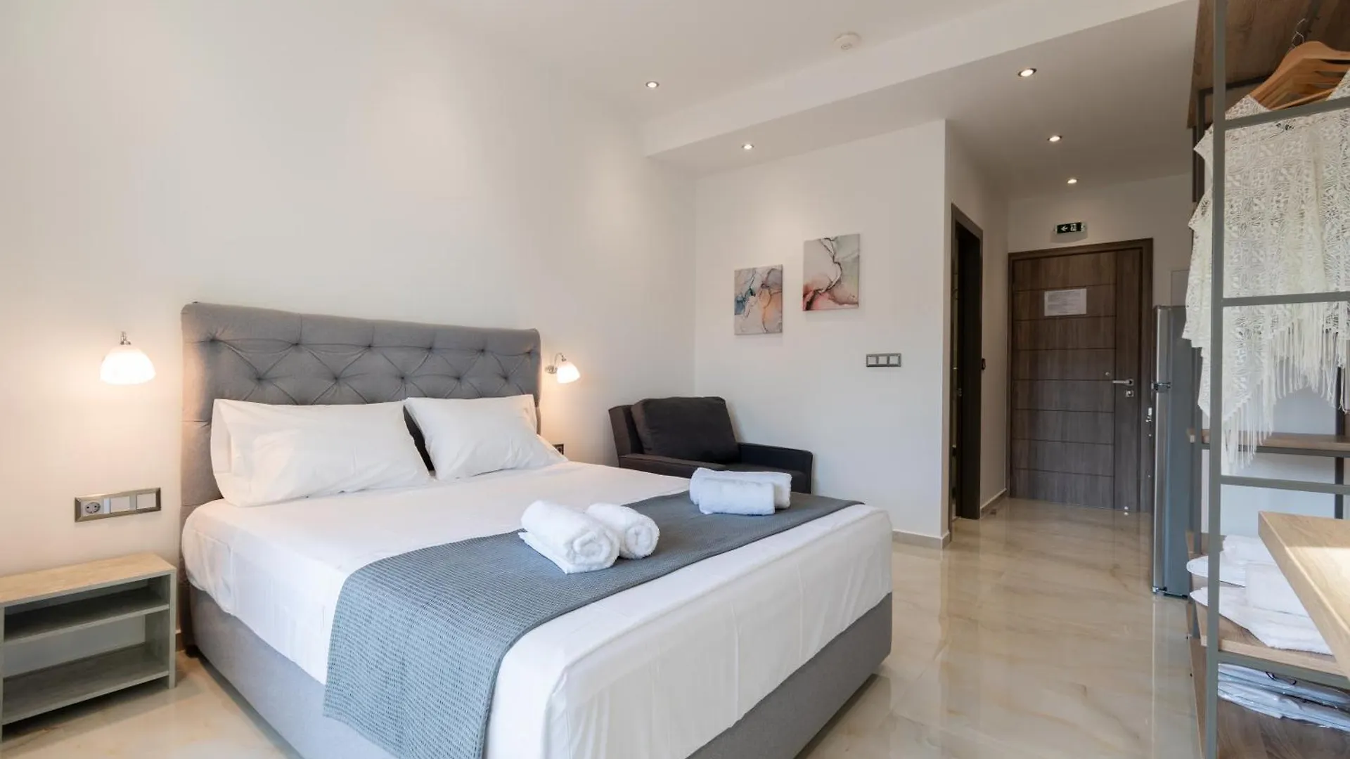 Apartment Marmo Premium Studios Neos Marmaras Greece